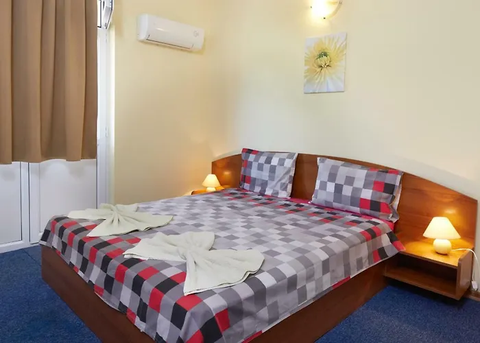 Къща за гости Plechkarovi Равда