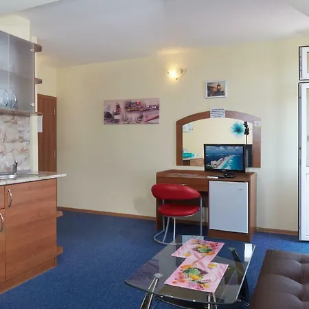 Plechkarovi Vendégház Ravda