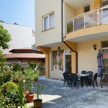 Vendégház Plechkarovi 3*