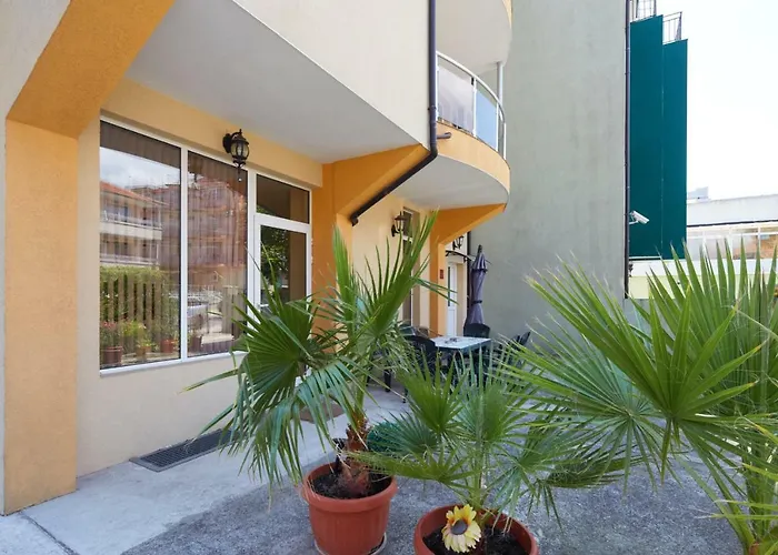 Pensjonat Plechkarovi Rawda